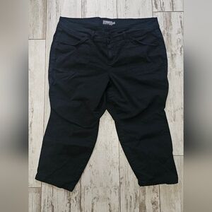 Torrid Black Buttoned Pants Ankle 26